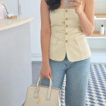 Vivo mi vida haciendo lo que quiero según mis propios principios yo no necesito que nadie me diga qué hacer A CORUÑ