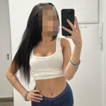 MUY DELGADITA MORENA ESPAÑOLA