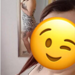 Chica colombiana de paso por la zona