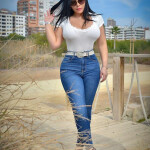 UNA MORENA HERMOSA - Hola. Soy ESTRELLA una jovencita guapa simpática de cuerpo y mirada inolvidable