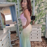 Hermosa latina recién llegada