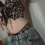 ESPAÑOLA TATUADA Y PETITE