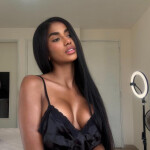 Catalina - Soy una morena recién llegada a Madrid una Diosa de ebano conoceme y no te arrepentiras