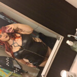 Chica curvy con pareja