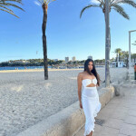 CHANNEL Fantástica Encantadora Dispuesta a Darte un Buen Trato