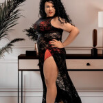 Atención playa del inglés Megan tran morenaza gran barra de acero