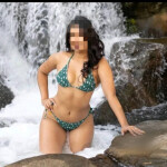 NICOL latina hermosa