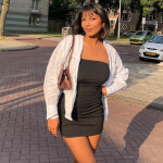 Hola a todos! Mi nombre es Cloe y soy una señorita de compañía de 24 años que acaba de llegar a Marbella.