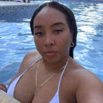 Naomi morenita panameña muy bonita