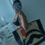 MÍA - Hola amor mi nombre es Mia soy una latina hermosa extrovertida y encantadora con ganas de expe