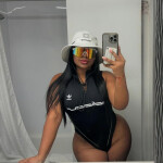 Y ENCANTADORA PRIMERA VEZ AQUI