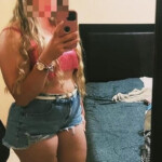 Martina catalana rubia con curvas 25 años