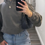 AURORA JOVEN - Hola mi nombre es Aurora tengo 26 años soy una chica independiente dulce cariñosa y d