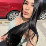 HERMOSA LATINA DE ROSTRO ANGELICAL Y DIVERTIDA