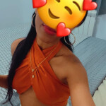 Elit - Hola encantadora mulata muy femenina y con clase y un hermoso cuerpo de modelo si quieres pas