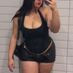 A L E J A N D R A — La Colombiana que sacude Torrevieja