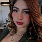 Soy valeria estoy de paso por tu ciudad