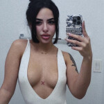 Mía - Hola amor me llamo Mía soy una hermosa joven muy completa muy trato real. Te ofrezco la mejor 