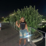 EMMA UNA CHICA MUY AGRADABLE Y