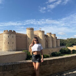 Aleja Saenz - ¡Hola Guapo! me llamo ALEJANDRA soy una chica COLOMBIANA muy cariñosa y elegante tengo