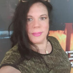 Cerdi - Soy travesti y estoy por la noche en el parque de San Jerónimo. Sevilla.. Y voy buscando y d