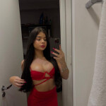 Mia REINA QUE TE CONQUISTA CON TODO