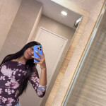 Karla wild - Soy Karla una joven de belleza magnética y mirada decidida mi presencia combina dulzura