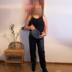 Rosa madurita cariñosa en salamanca