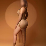 NABILA ESPAÑOLA EXOTICA Y CARIÑOSA