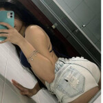 Cariñosa - Hola amor soy Camila una chica morena guapísima con ganas de diversión si disfrutas de la