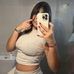 LATINA Y - Soy una chica tierna cariñosa y muy en mis me encantaria conocer caballeros y poder compa