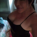 Damisela cariñosa y con curvas
