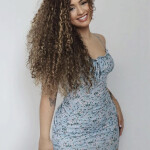 Karlita tu rubia - Ofrezco absoluta y compañía para hombres que necesitan tranquilidad. Estaré atent