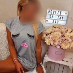 Mía la 27 años y caribeña para pasarla