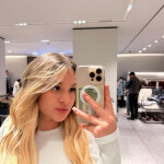 Valentina muy - Hola Soy valentina muy simpatica educada y elegante ESPECIALISTA EN MASAJE Y MÁS Por