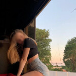 Jovencita - Hola chicos soy una scort extrovertida cariñosa con unas manos perfectas para un buen ma