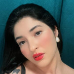 Daniela jovencita delgada