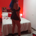 Luna jovensita Española belleza azul