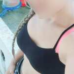 VICKY - Cuento con una presencia cuidada modales impecables y una actitud siempre respetuosa. Me gus