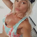 Rubia brasilera - Hola soy Vanesa con ganas de pasar bien y probar todo no dudes de llamarme informa