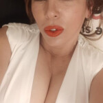 Melani - Hola caballeros soy Melani una mujer muy educada y muy de curvas s cariñosa y ..