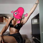 Hola - Soy una chica colombiana que quiere conocer gente nueva y que me aporte cosas maravillosas ll