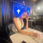 MADRID MICAELA UNA MUJER TRANS LATINA TODA UNA LLAMAME Y QUEDAMOS