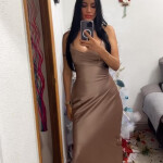 Latina me gusta a - Hola amor soy una chica alta guapa y delgada.. tengo mas fotos.. mejor en person