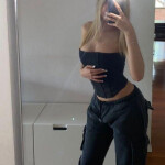 Española rubia - Hola mi nombre es Luna tengo 26 años. Española rubia delgada con tatuajes Te gustar