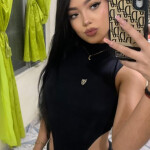 Inolvidable chica de paso por PAMPLONA pocos días!! Nos conocemos??