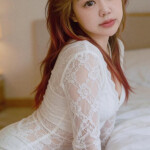 Lisa elegante y joven asiática