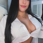 RECIÉN LLEGADA POR GRANADA VAS A VENIR CARIÑO ?