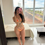 Jovencita recién llegada a tu ciudad fotos sin engaños