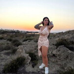 NIKOL UNA MUJER IMPERDIBLE Y DESEADA 24 HORAS